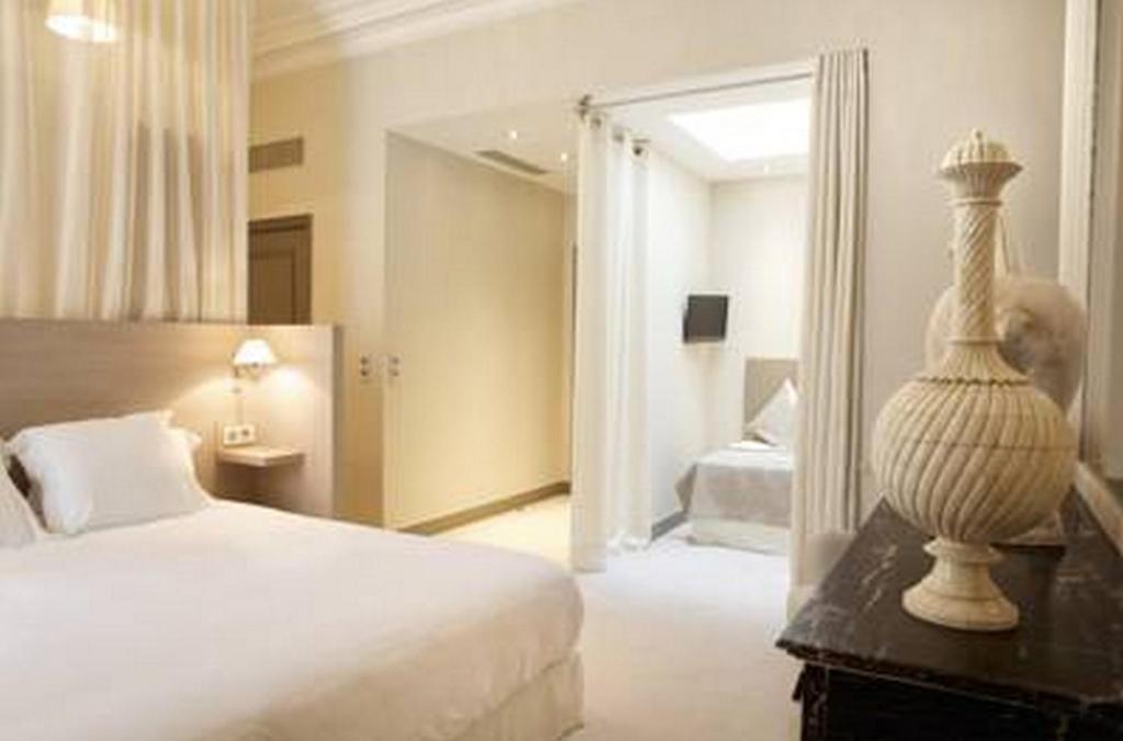 Le Paris Singulier Quarto foto